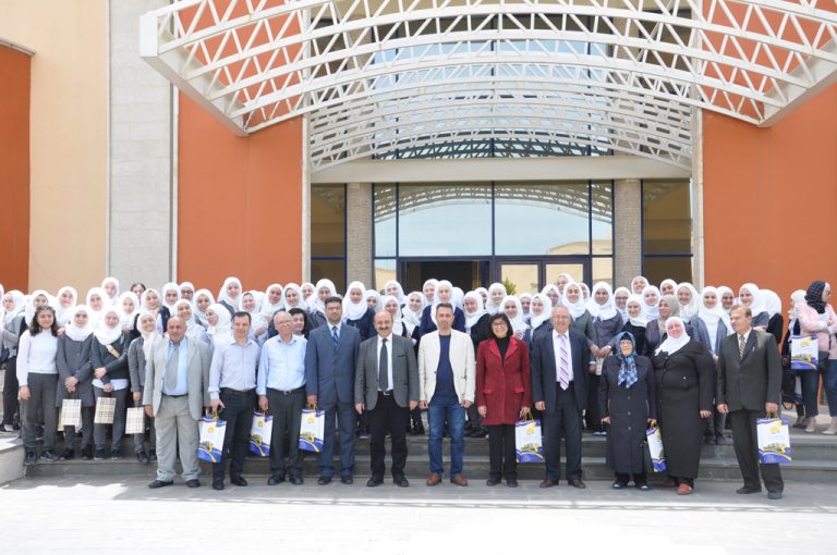 المرأة العربية …في الجامعة الوطنية الخاصة