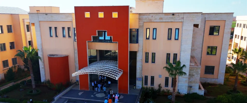 كلية الهندسة ( المعلوماتية - الاتصالات ) في الجامعة الوطنية الخاصة